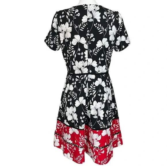 Taylor Neiman Marcus Black and Red Floral Print Fit and Flare Dress Size 10 - Picture 6 of 14